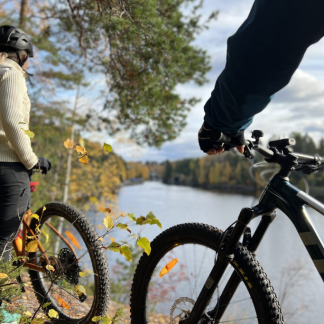 Maastopyörän varaus (11100-MAASTOP)